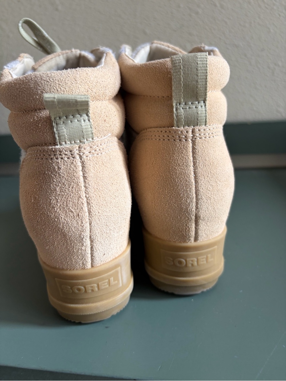 Sorel Evie Ankle Boots Ceramic / Neutral - Picture 4 of 8